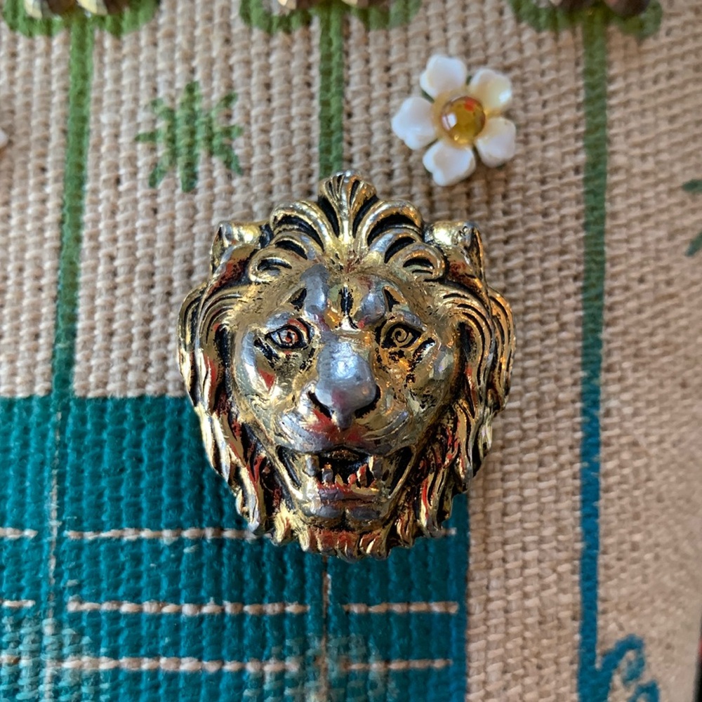 ACCESSOCRAFT Gold Plated Lion Head Bolo Tie Clasp or Belt Clasp 1980’s